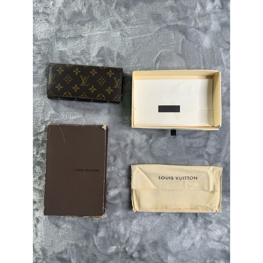 LOUIS VUITTON LV Vintage Monogram Sarah Wallet Envelope Leather W/ Box And Bag